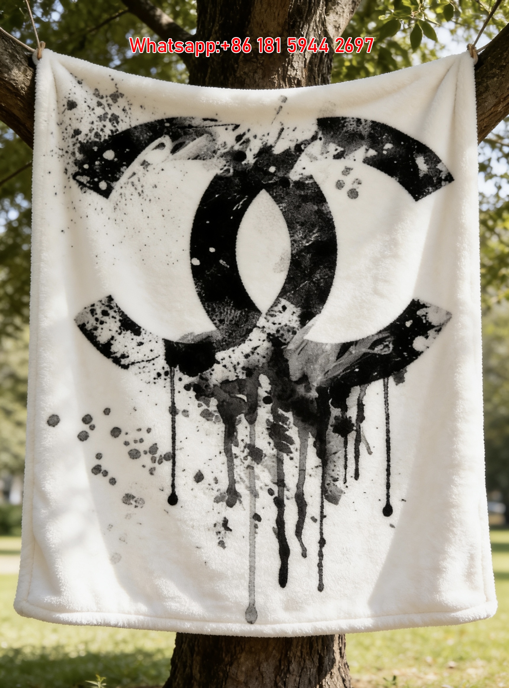 Chanel Ink Drip Double C Logo Flannel Sofa Throw Blanket IMG_6695